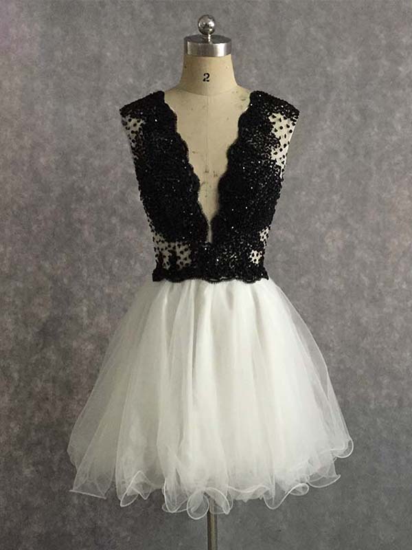 Fashion Black And White Short Prom Dresses Deep V Neck Beading Party Dress